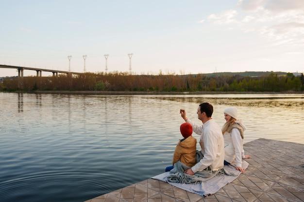 Best Locations for Family Photoshoots img