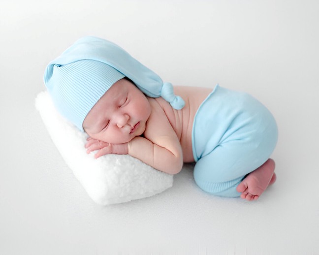 10 Must-Have Shots in a Newborn Photography Session